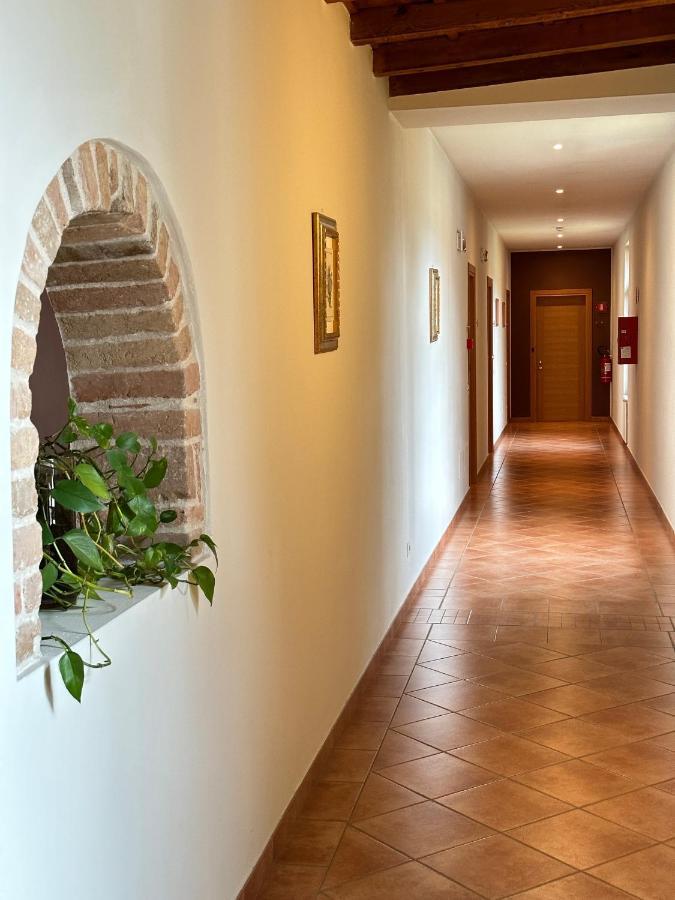 Domus San Bernardino Bed and Breakfast Verona Esterno foto